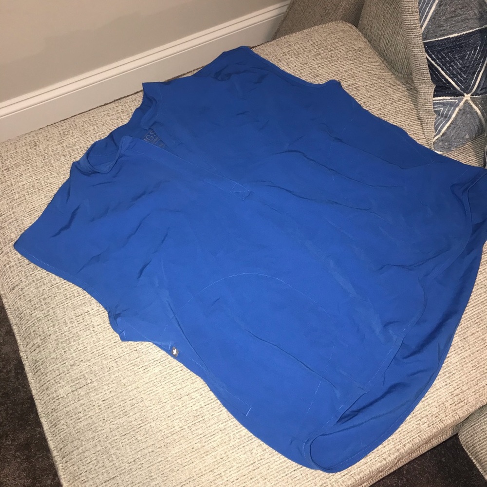COPY - Figs royal blue scrub top